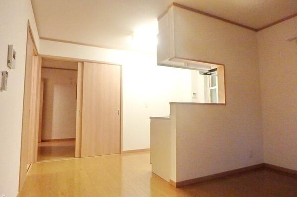 メゾンプランタンIIの物件内観写真